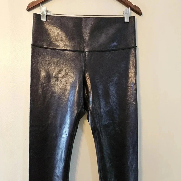 Knix High Rise Contour Waist Biker  Legging Moto Pants Black Size Large. - Picture 7 of 15